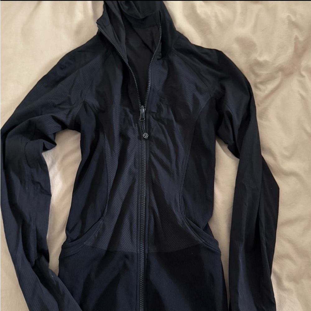 Lululemon Women's Black Zip-Up Jacket